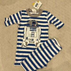 BRAND NEW HANNA ANDERSSON YOUTH STAR WARS PJ SET. SIZE US10